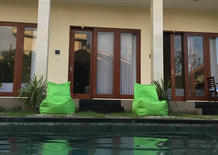 Kubu Pansiyon Nusa Dua (Bali)